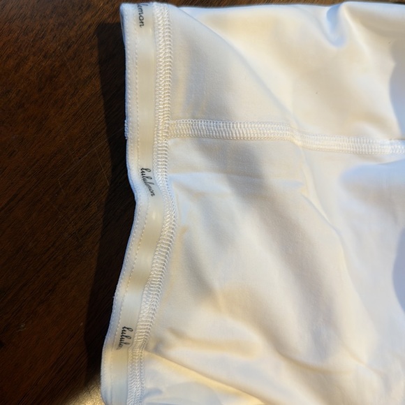 Lululemon size 2 white skort - Picture 5 of 7